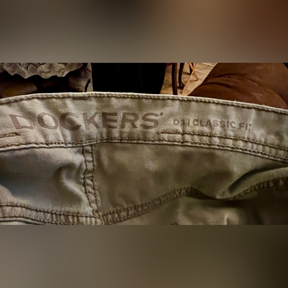 Wrangler Dri Fit Men’s pants sz 34/29 khaki, worn very little. Nice pants - Picture 3 of 6